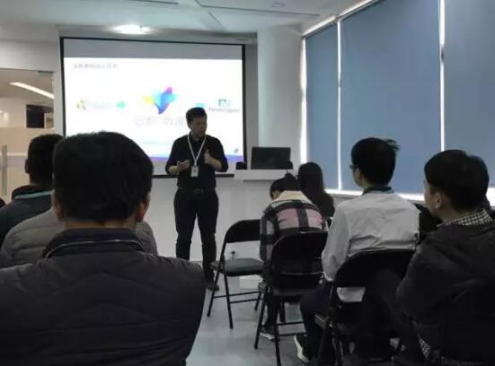 VR开班典礼:抓住机遇,砥砺前行 ——西安中心