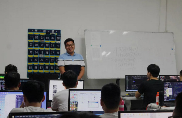 1566540808681985.jpg 配图4 从行业菜鸟到年薪三十万.jpg