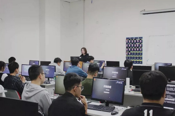 1571275773407911.jpg 配图5 云和有话说之学员专访.jpg